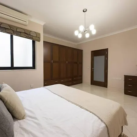 Διαμέρισμα Valletta Views - 3 Bedrooms