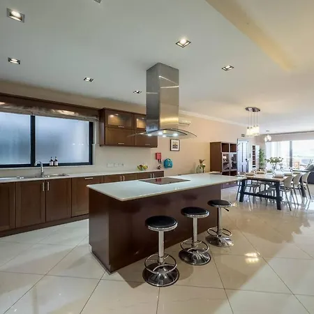 Valletta Views - 3 Bedrooms 아파트 슬리에마